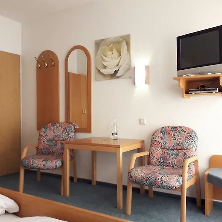 Brachfeld Zehneins Gastezimmer * 索兹阿奈卡